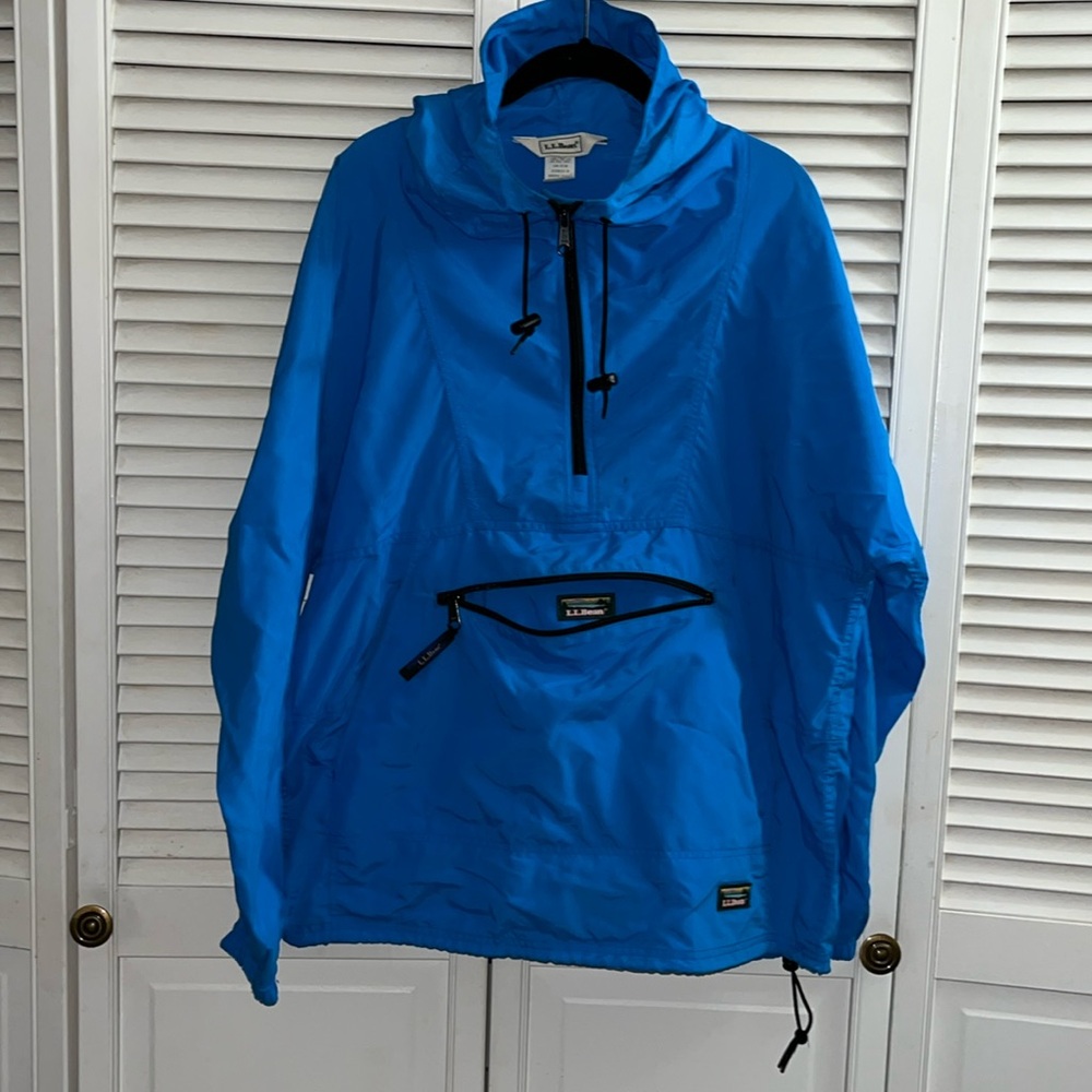 Vintage L.L. Bean women’s nylon pullover